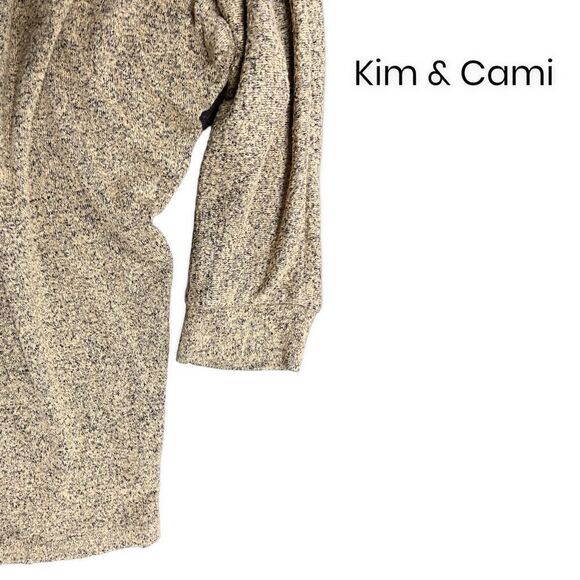 Kim & Cami 3/4 Sleeve Draped Top Size Small - Picture 6 of 7